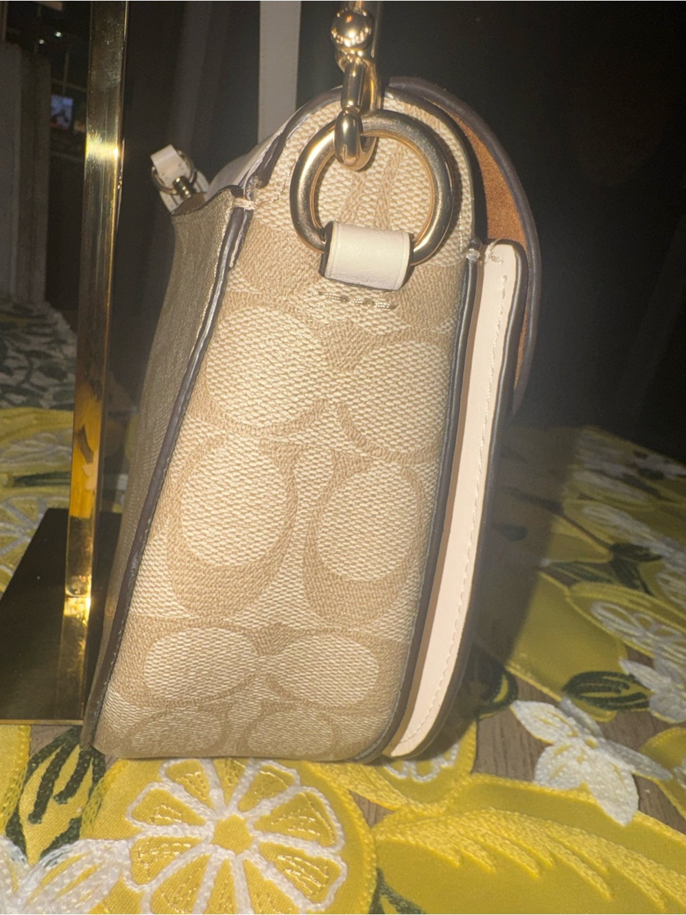 Like NEW Coach Georgie Saddle Crossbody or Clutch Removable & Adjustable Strap - Picture 5 of 15
